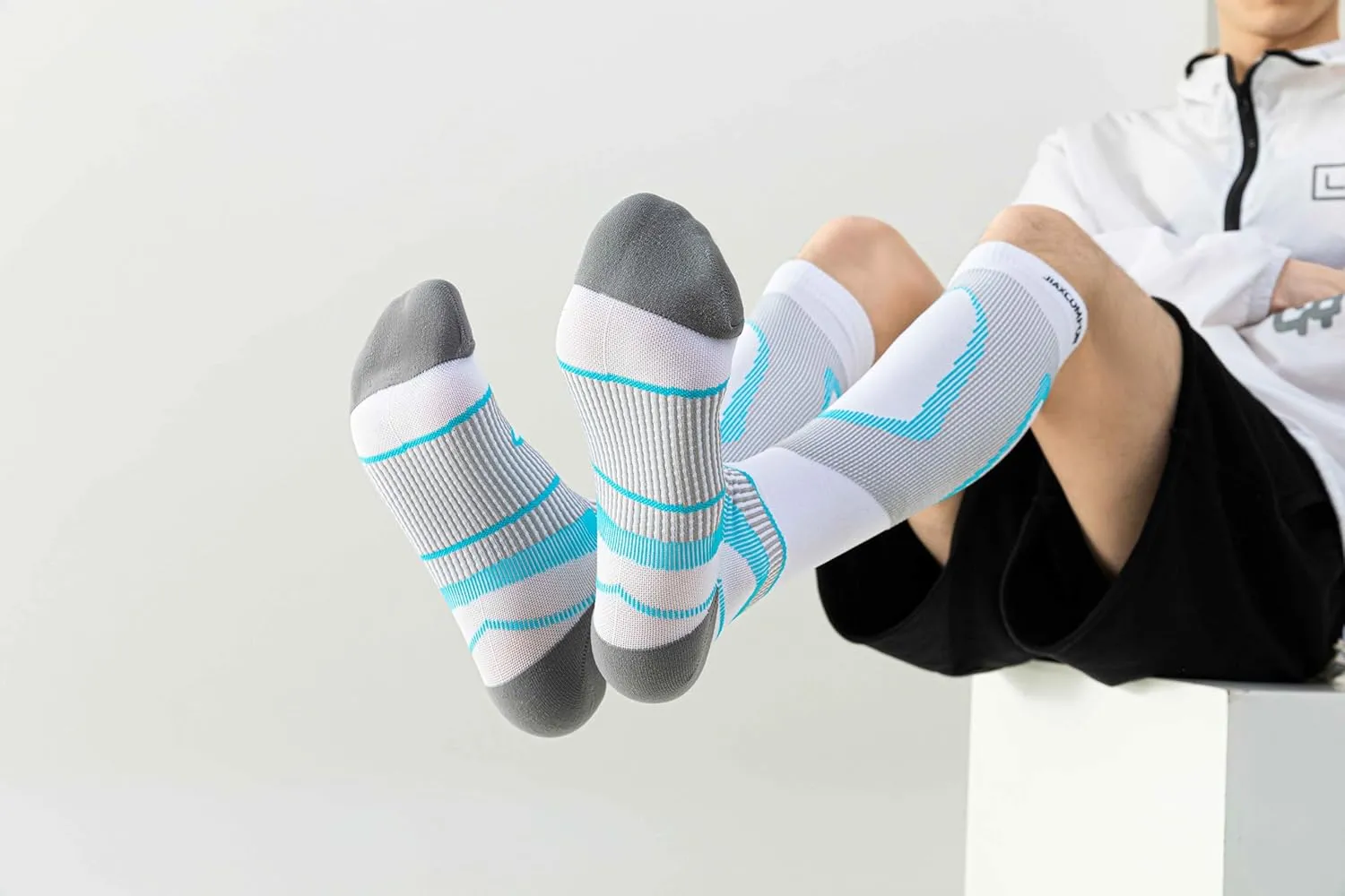 Compression Socks 20-30 mmHg Men and Women for Running, Travel